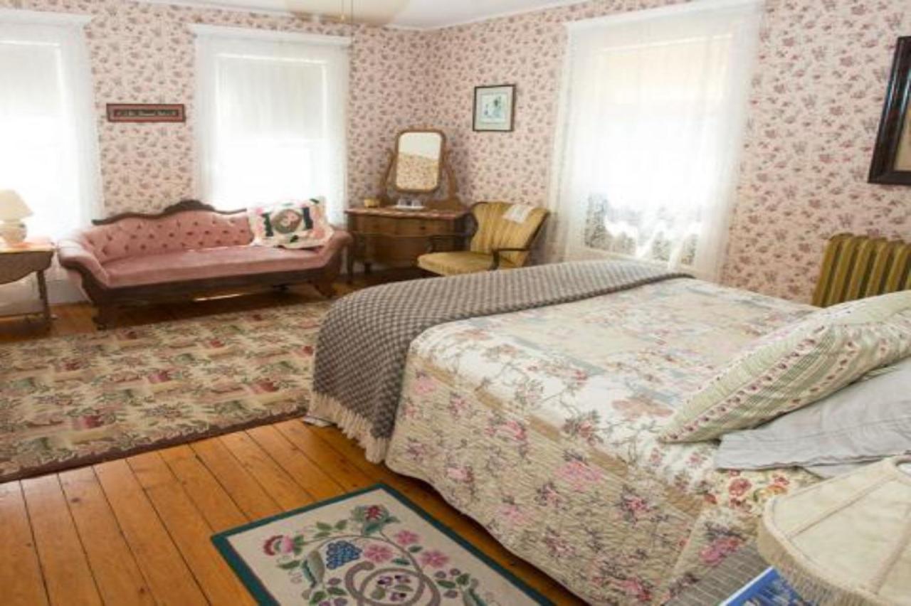 Blooming Inn Shelburne Falls Ngoại thất bức ảnh