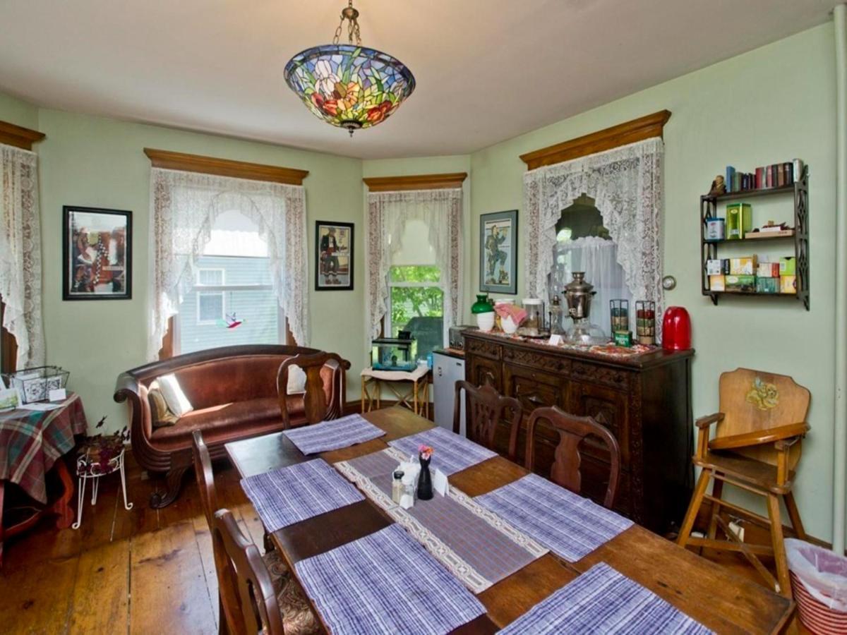 Blooming Inn Shelburne Falls Ngoại thất bức ảnh