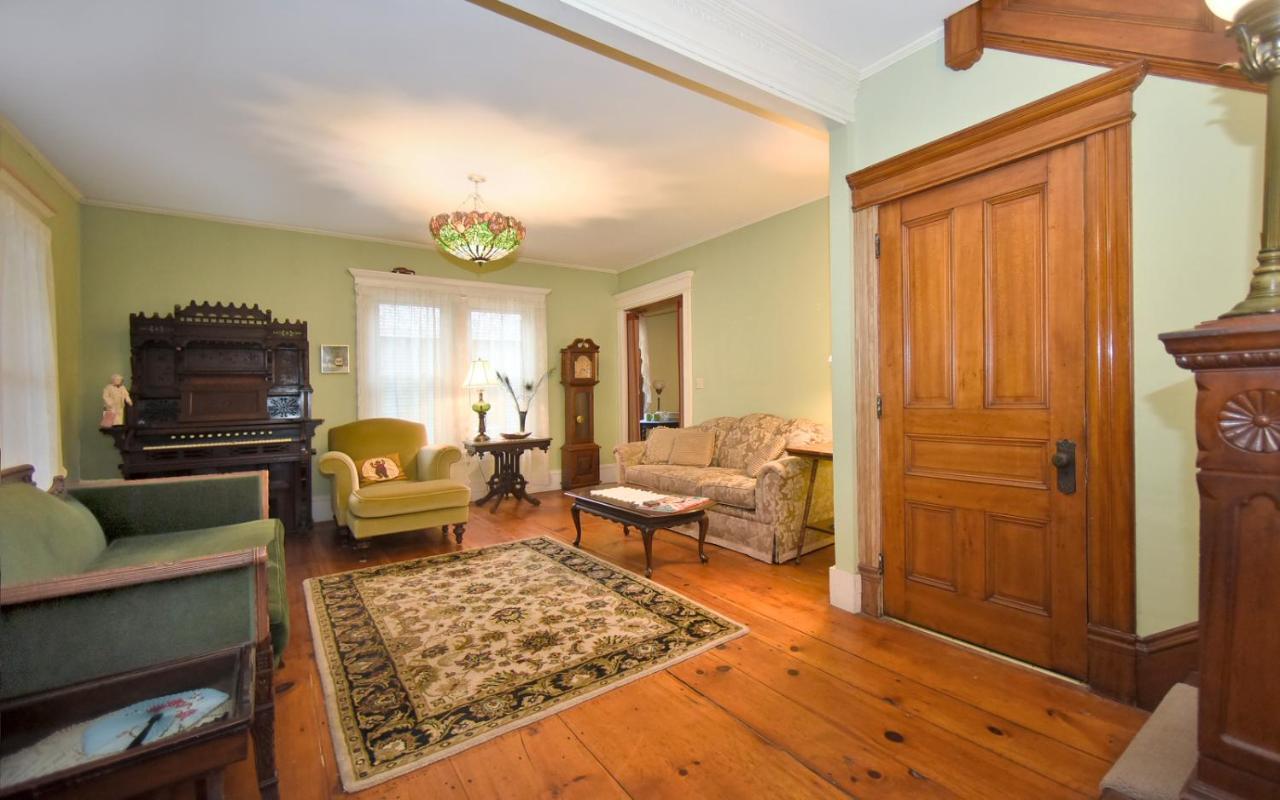 Blooming Inn Shelburne Falls Ngoại thất bức ảnh