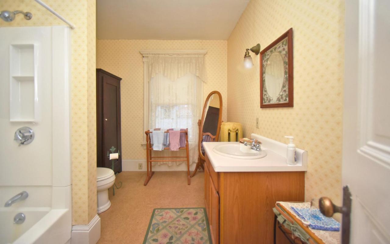 Blooming Inn Shelburne Falls Ngoại thất bức ảnh