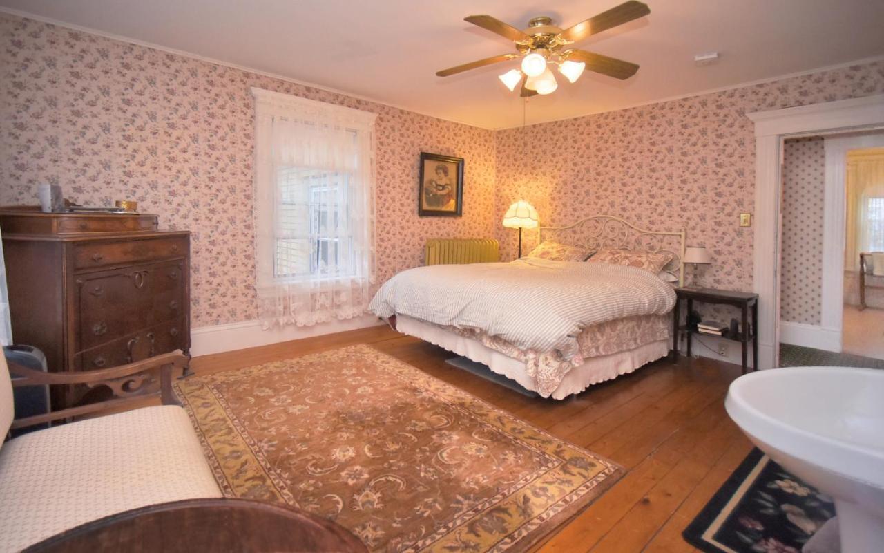 Blooming Inn Shelburne Falls Ngoại thất bức ảnh