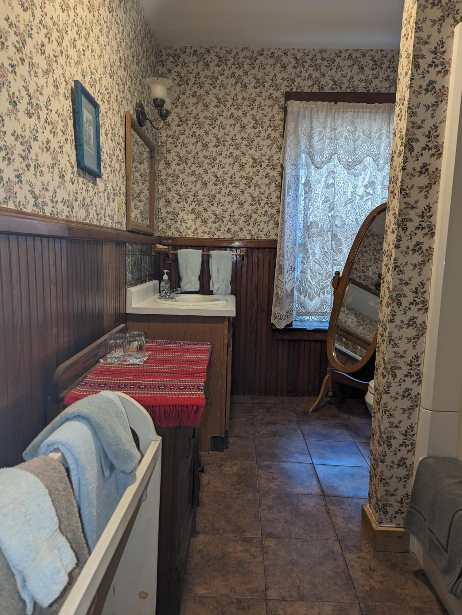 Blooming Inn Shelburne Falls Ngoại thất bức ảnh